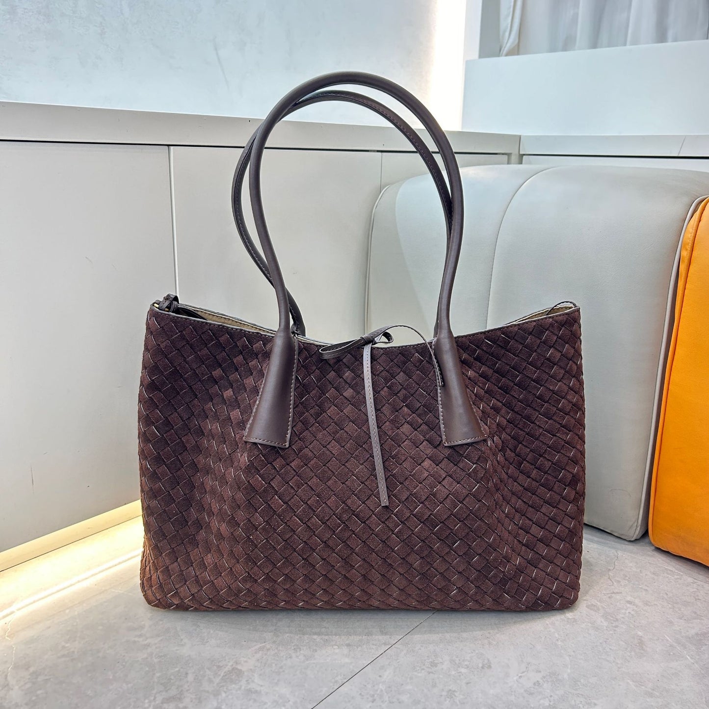 First layer cowhide matte woven tote bag, portable messenger, one shoulder, underarm bag, large capacity mommy bag, women's
