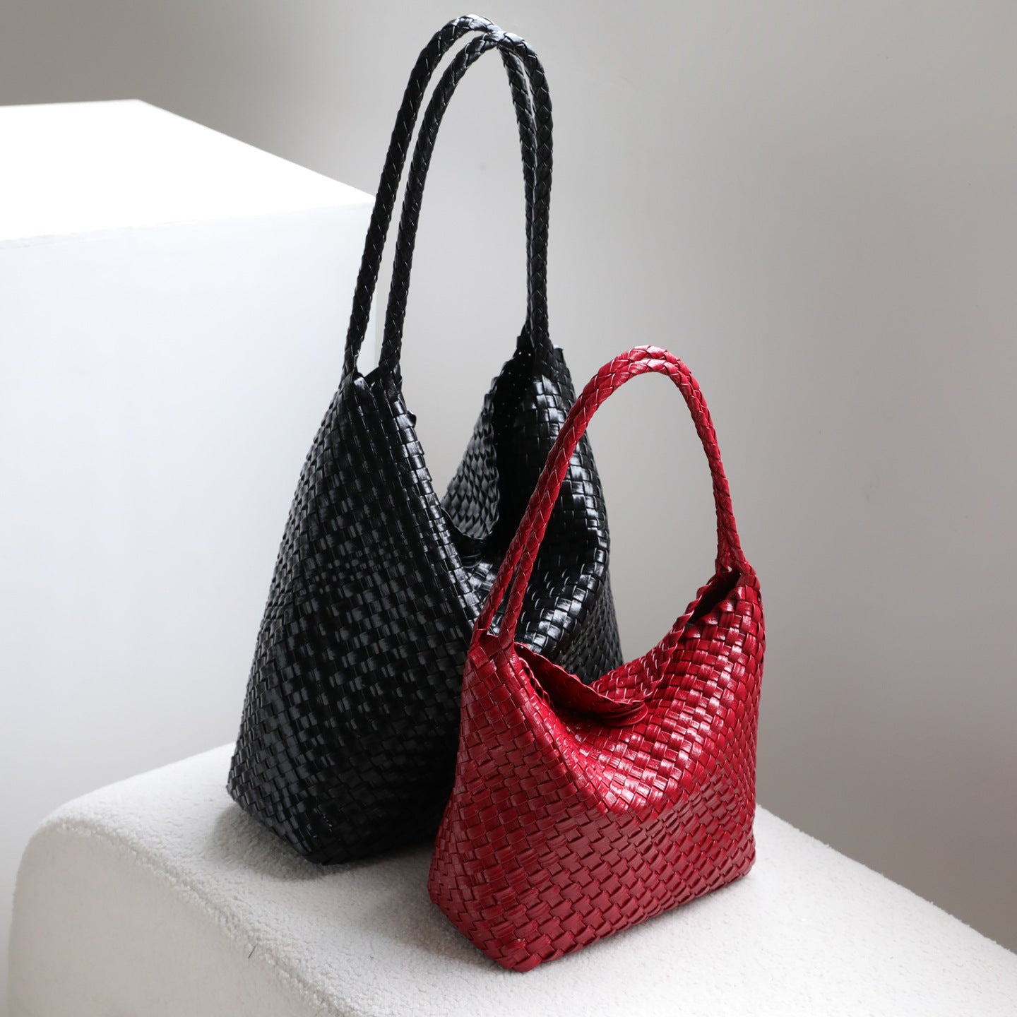 Handwoven Leather Tote Bag for Women Spring Summer Minimalist Large Capacity Shoulder Handbag, Soft Premium Purse with Artisan Craftsmanship