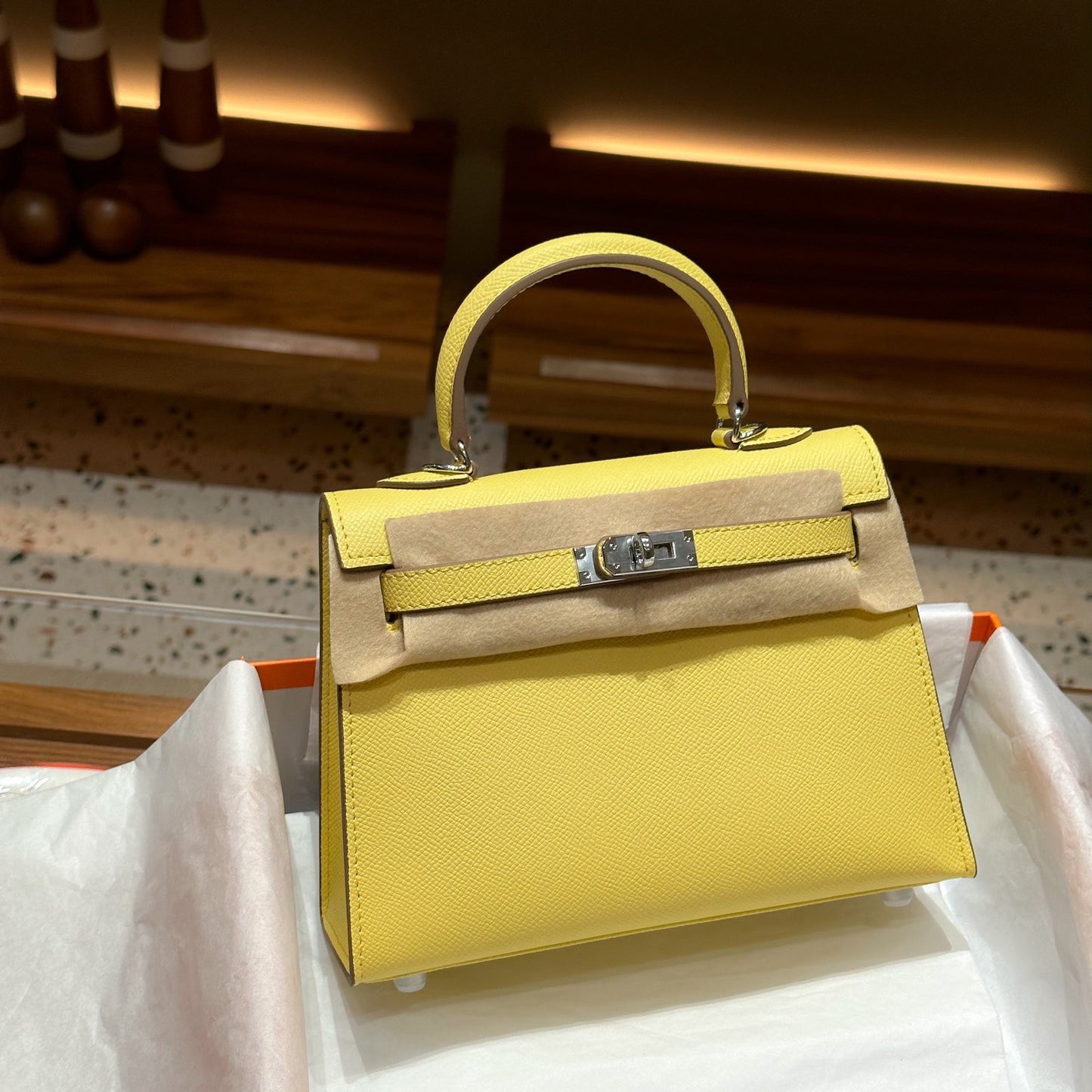 Genuine Leather Palm Pattern 2nd Gen Kelly-Style Handbag for Women, Gold & Silver Hardware Top Handle Shoulder Crossbody Purse, Fashionable Bag for Ladies
