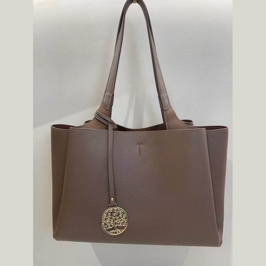 Pebble Grain Underarm Shoulder Bag for Women Light Luxury Long Strap Purse with Metal Charm, Large Capacity Versatile Everyday Handbag