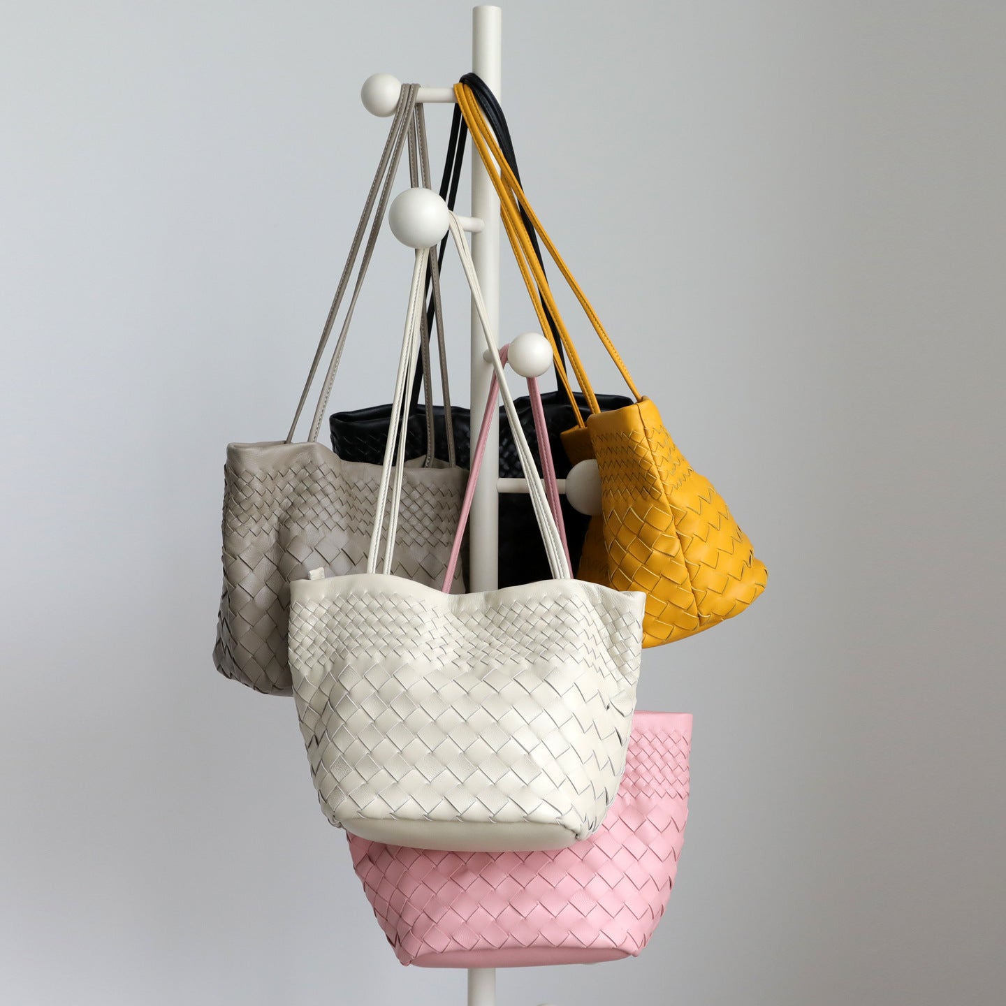Sheepskin Woven Bucket Underarm Bag for Women Niche Slouchy Commuter Shoulder Handbag, Versatile Genuine Leather Purse with Soft Artisan Texture