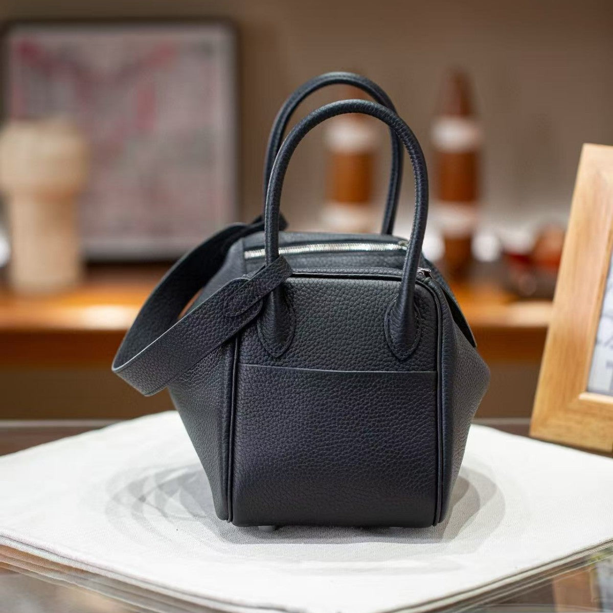 Genuine TC Calfskin Leather Lindy-Style Bag for Women, Peige Artisan Full Steel Hardware Shoulder Purse, Premium Leather Handbag in 19/26/30 Sizes for Ladies