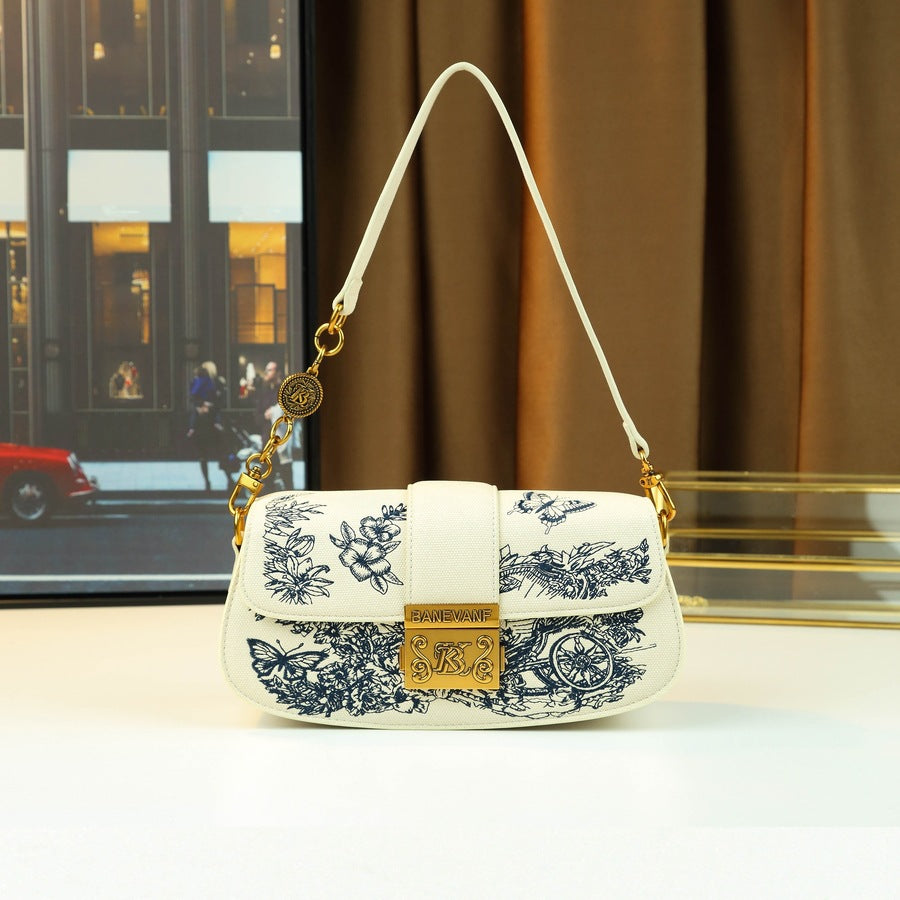 Heavy Embroidery Saddle Bag for Women Vintage Premium Shoulder Crossbody Handbag, Intricate Floral Purse with Versatile Everyday Style