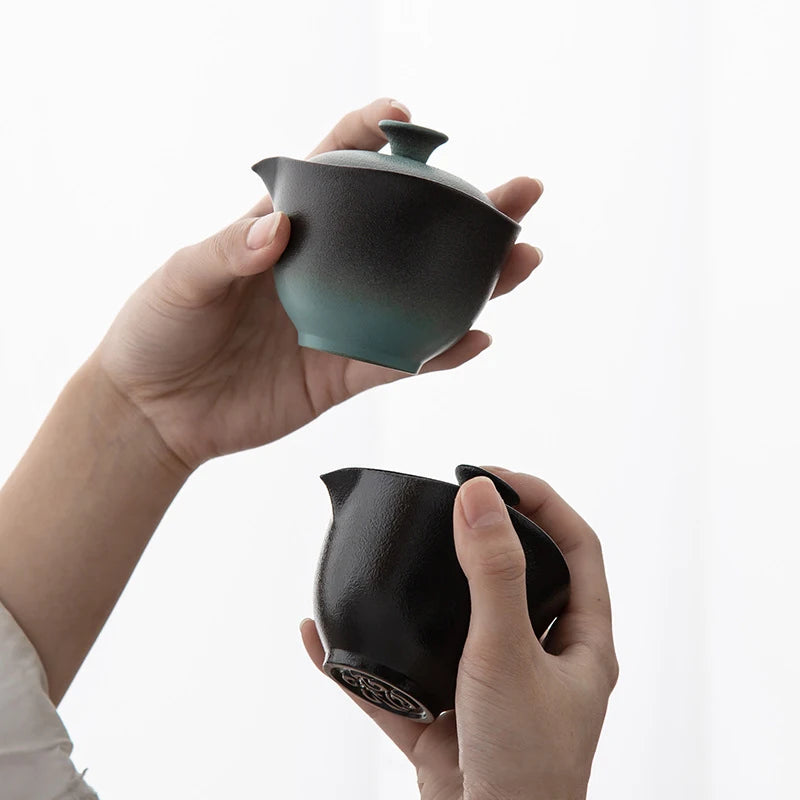 Portable Outdoor Travel Tea Set  Ceramic Porcelain Kung Fu Teaset Teaware Gaiwan Anti-scalding 1 Pot 2 Cups Teapot Infuser Tea