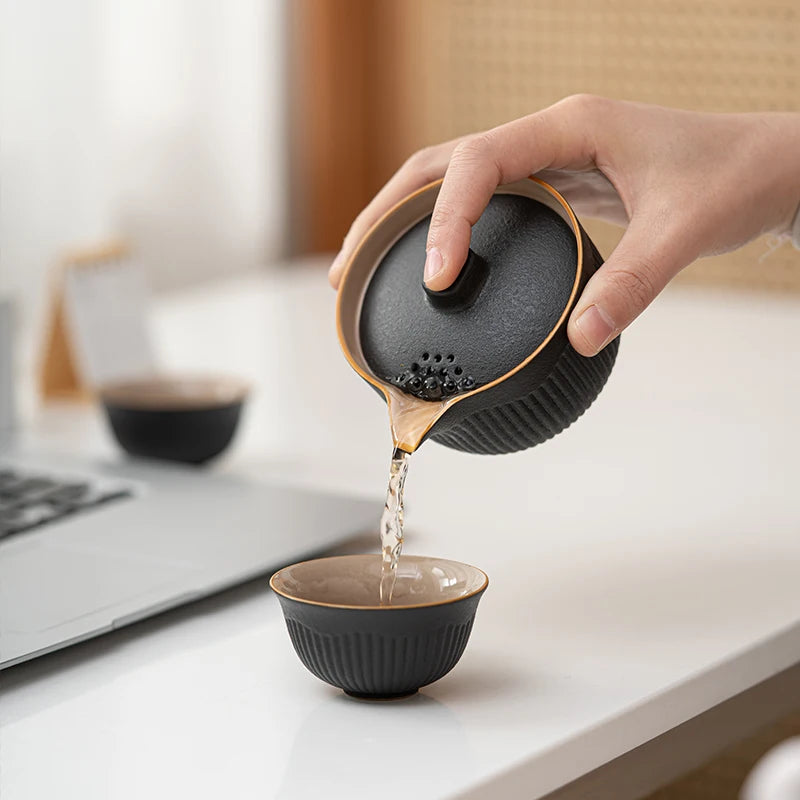 Portable Travel Tea Set Ceramic Teapot Kettle Quik Pots One pot and two cups Teaware Sets Chinese Drink TeapotsTea Cup