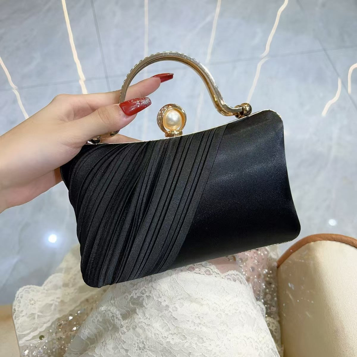 Satin Pleated Evening Clutch for Women, New Formal Gown Chain Purse, Elegant Wedding Party Handbag for Ladies