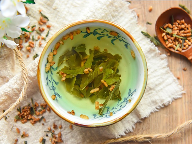 Genmaicha Brown Rice Tea • Traditional Japanese Blend • Toasted Rice Aroma • Nutty & Savory • Low Caffeine