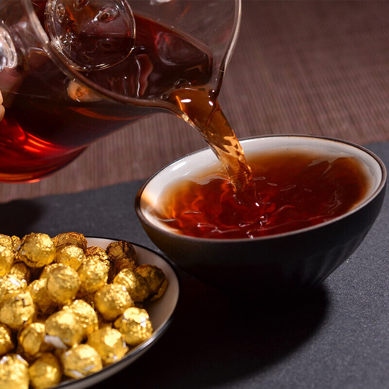 Yunnan cracked tea, China Gold tin foil packaging gift box Resin tea Pu'er tea cream-