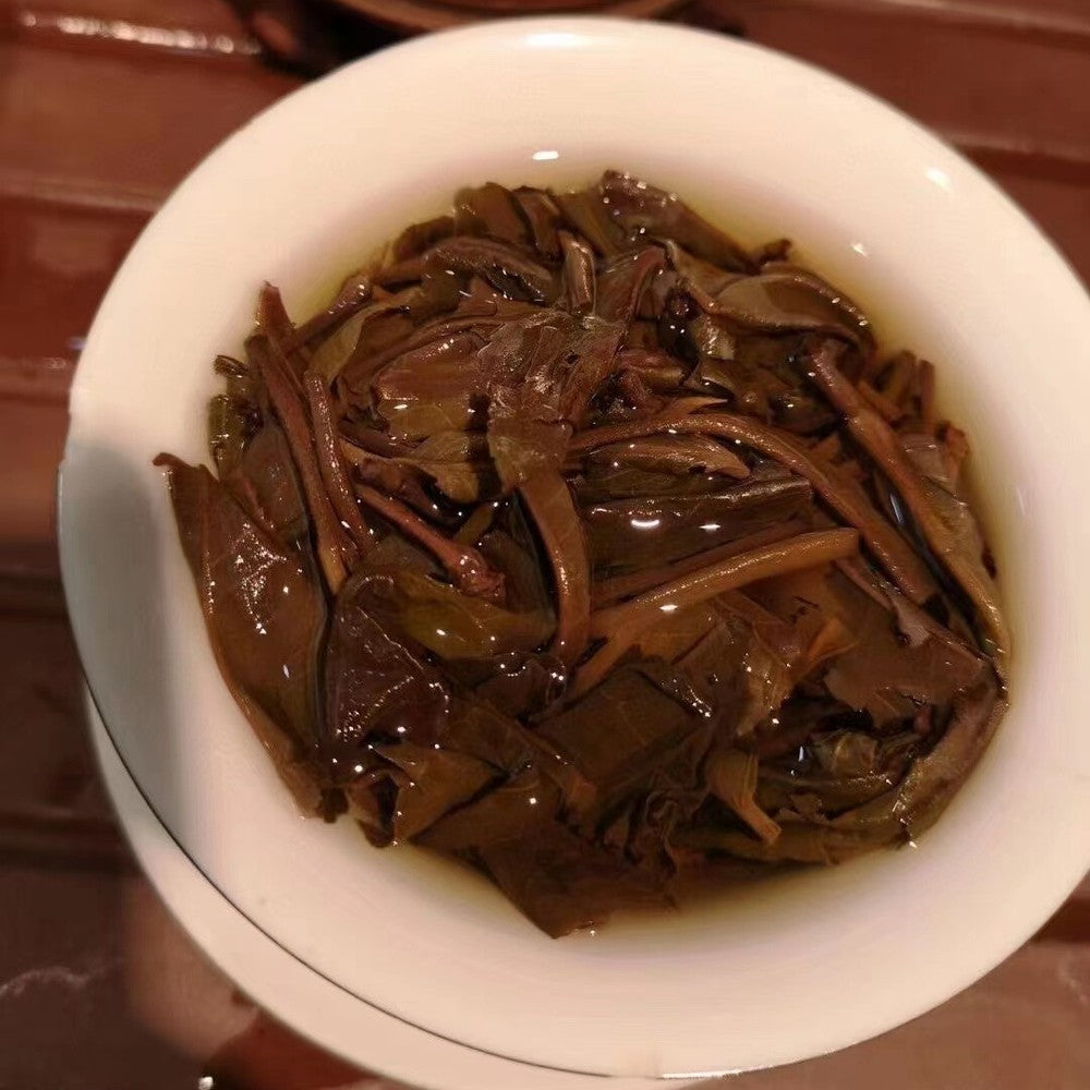 357g Yunnan Aged Pu'er Raw Tea Cake 2003 Yiwu Pu-erh Cake Tea Old Puerh Raw Tea