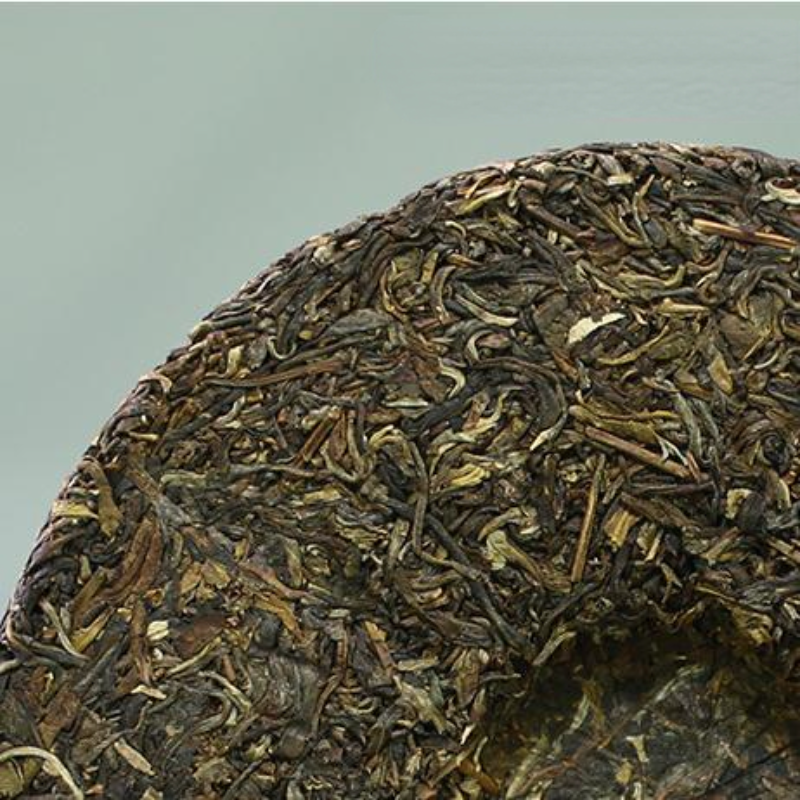 357g Laobanzhang Pu-erh Raw Tea 2018 Year Menghai Pu-erh Tea Cake Old Pu'er Tea