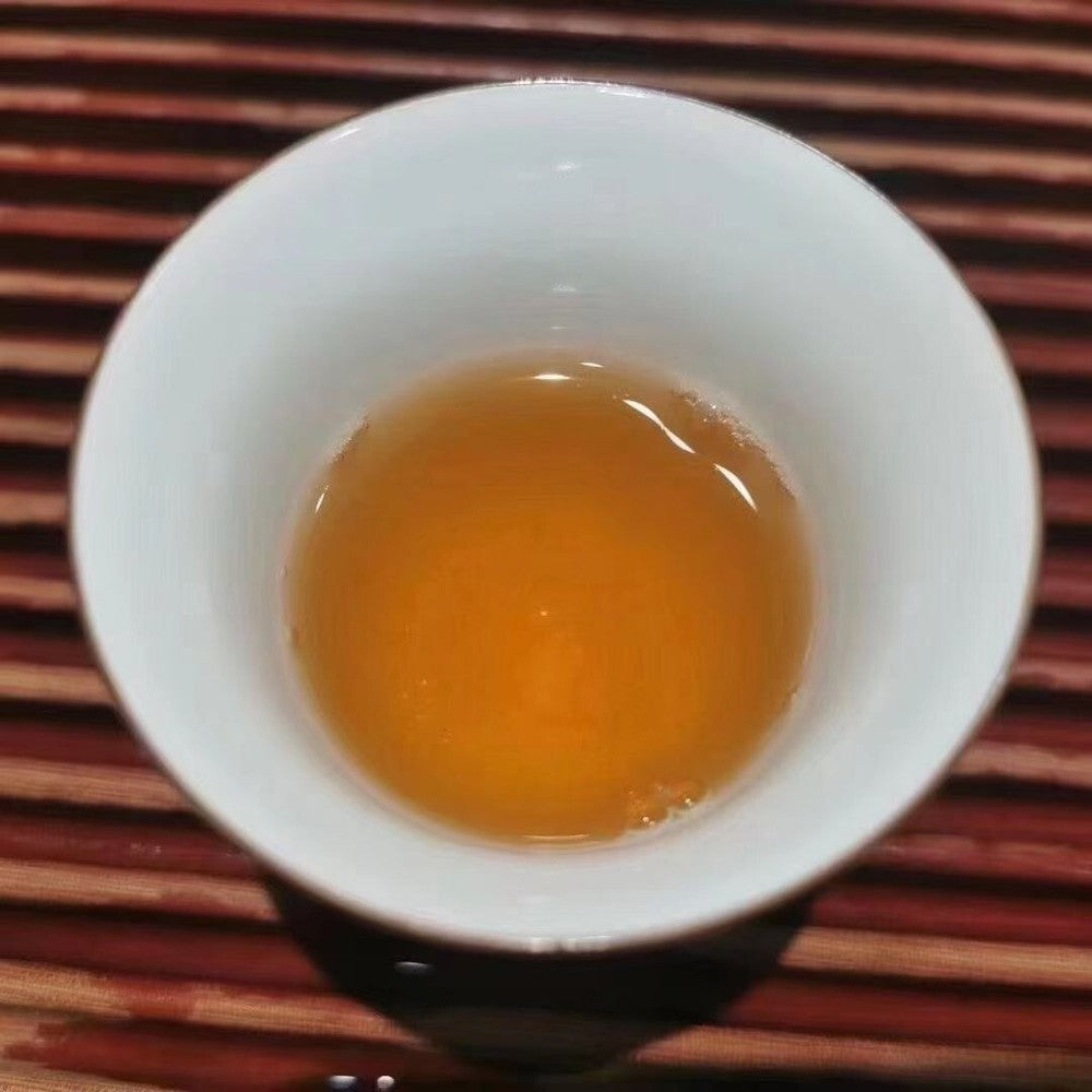 Yunnan TongQingHao Uncooked Pu'er Tea Cake Raw puerh Tea pu-erh tea about 357g