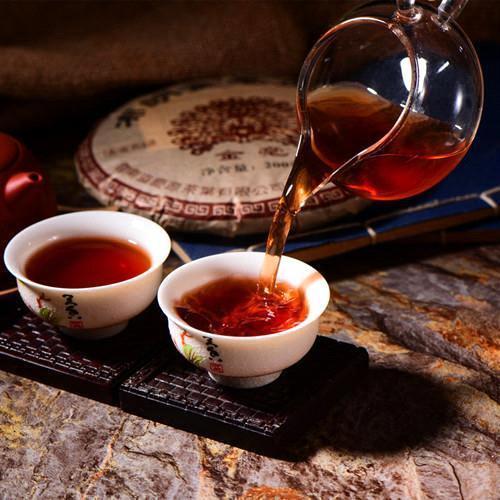 Ancient Black Tea Yunnan Pu'er Ripe Tea Jinmao Gong Pu-Erh Tea Cake Brown Tree