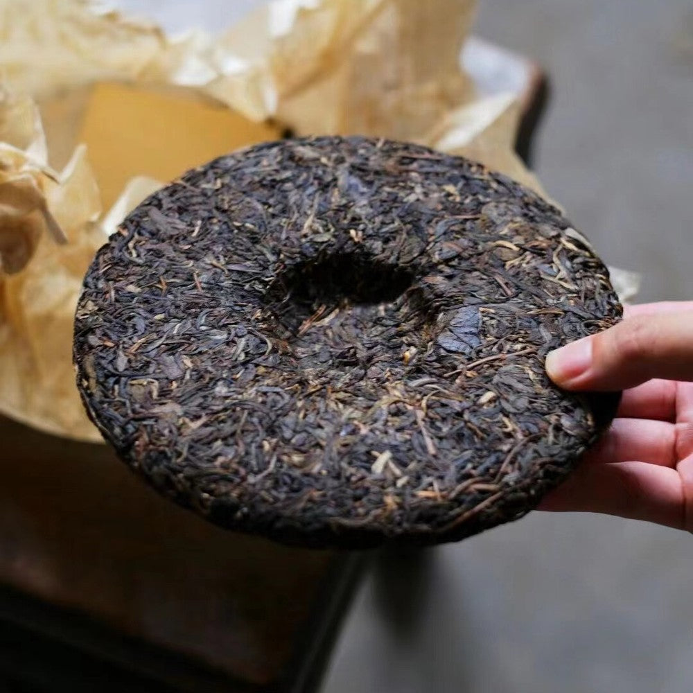 357g Yunnan Old Puerh Raw Tea Cake 2004 Naka Sheng Pu-erh Tea Aged Pu'er Tea