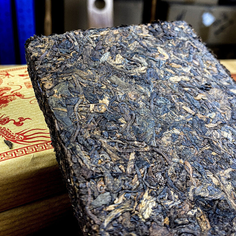 Pu'er Tea Cooked Tea Jinbanzhang Jinya Tea Brick 250g Puerh Tea Cooked Pu-er Tea