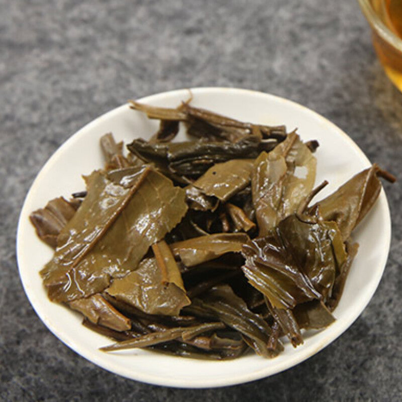 Top-grade organic Sheng Puerh Tea Year Raw Pu-erh Tea China Puer Tea Shen Puer
