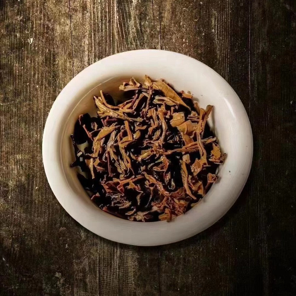 357g Yunnan Old Puerh Tea Cake 2005 Yiwu Zhengshan Aged Pu'er Raw Tea Pu-erh Tea