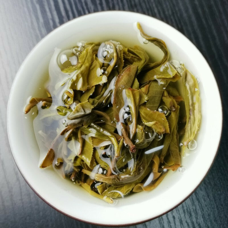Green TeaZhonghong India Mengku Spring Tea 357g Yunnan Pu'er Tea Cake