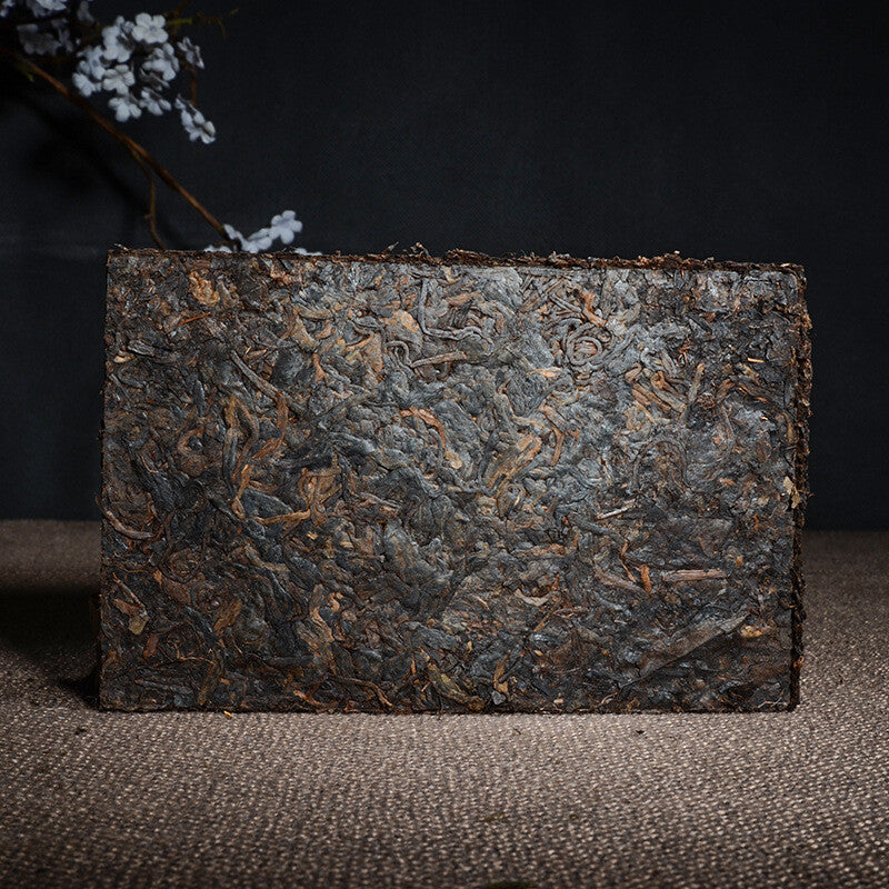 250g Yunnan Pu'er Tea Cooked Tea Brick Tea Yiwu Ancient Tree Tea Brick