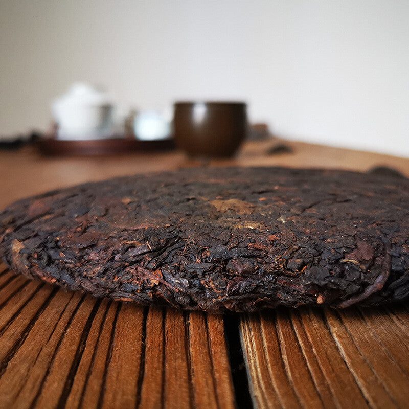 Old Pu'er Qizi Tea Golden Bud Cake Yunnan Tea Menghai Tea Cake 357g Pu'er Tea