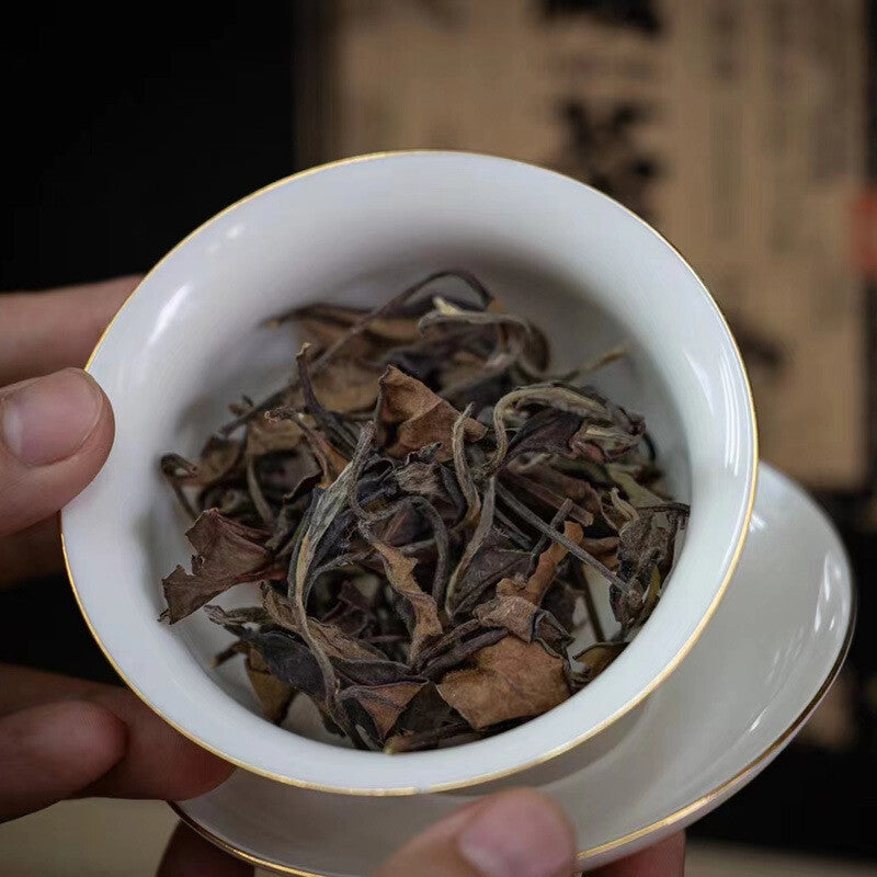 Fuding White Tea 2011 Gongmei Jujube Fragrant Old White Tea Tibetan Tea 500g