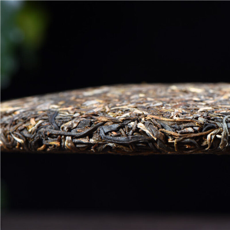 357g Yunnan Pu-Erh Tea YiwuBigTreePu'er Tea Cake Gift Chinese Green Tea-