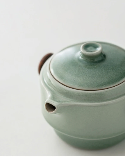 Ceramic Teapot with 2 Cups Chinese Tea Set Gongfu Teaware
