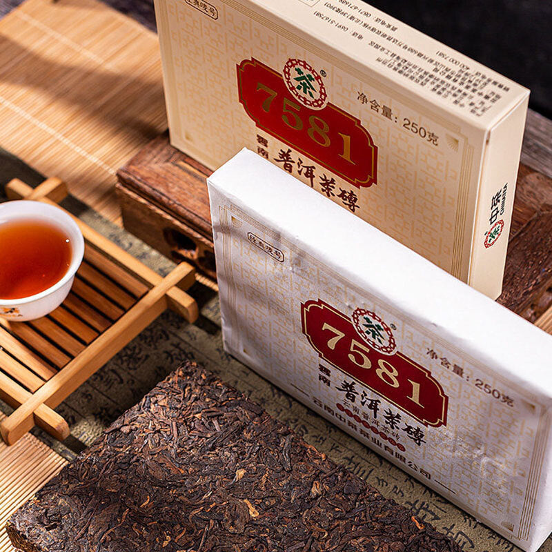 China Tea Yunnan 7581 Ripe Puer Tea Brick Shu Pu-erh Tea Brick 250g Box