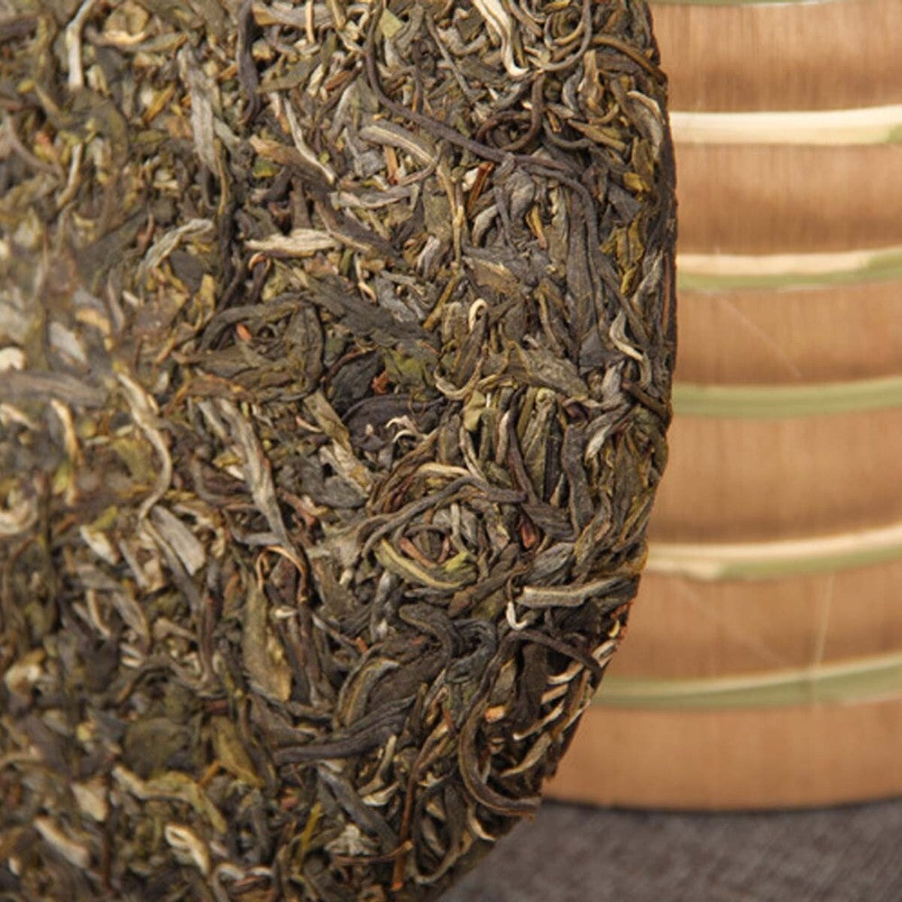Tea tea. Organic Green Tea from Manchu Province Myung-Chu-