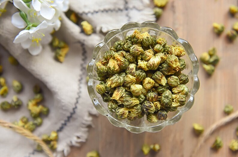 Organic Dried Chrysanthemum Buds Tea Dried Herbal Teas Makes A Healthy Tea