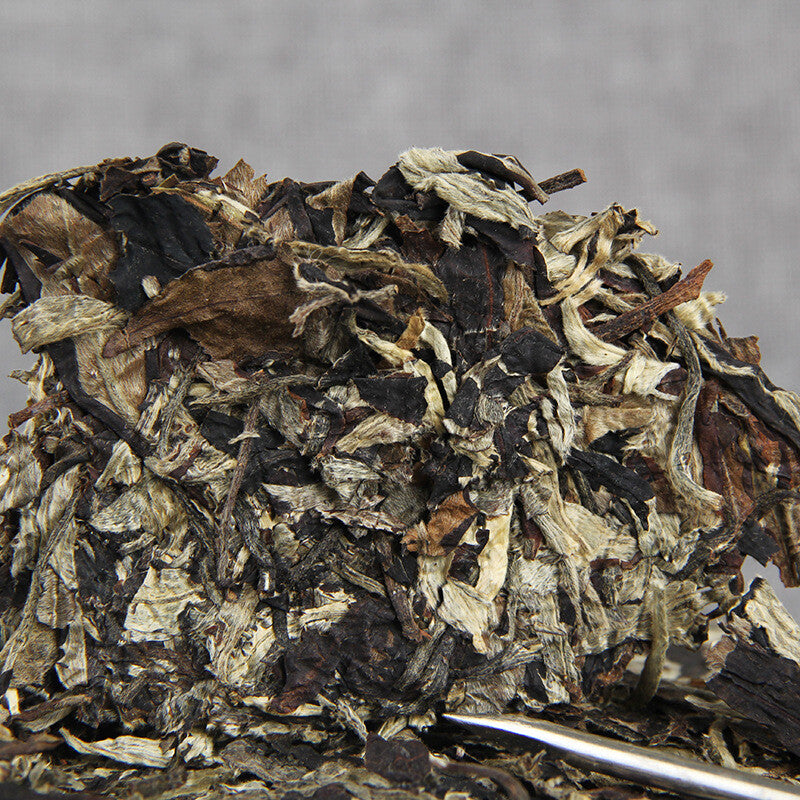Yunnan Puer Tea Moonlight Beauty Pu'er White Tea Pu-erh Cake Raw Puerh Tea 357g