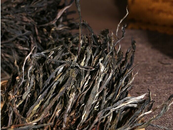 Handmade Yunnan Ancient Pu'er Tree Tea Raw Pu'er Tea Uncooked Pu'er Tea-