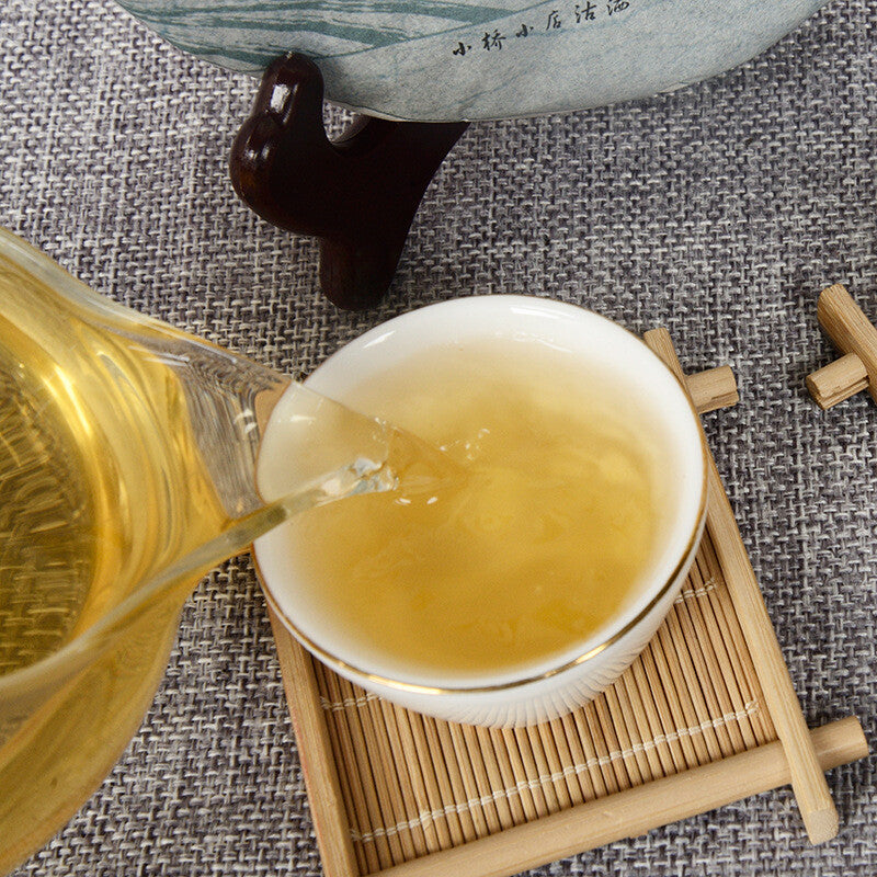 Ancient Tree Tea Yunnan Seven Seed Cake Tea 357g Pu'er Tea 2014 Spring Tea-