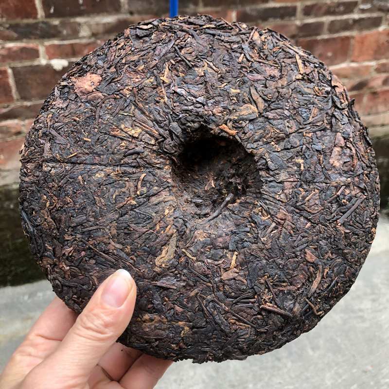 1999 Yunnan Long Ma Tong Qing Yiwu Mt. Old Tea Puerh Tea Cake Ripe Puer Tea 357g