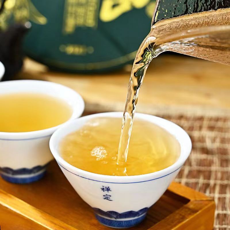 357g Yunnan Raw Puerh Tea Iceland Old Pu'er Tea Cake Pu-erh Green Tea Bemefits