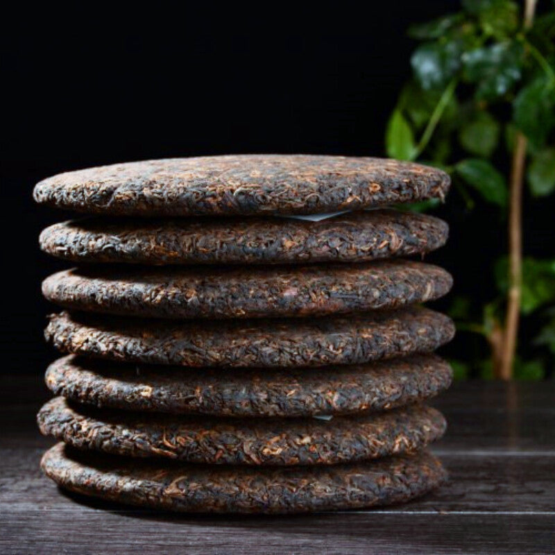 357g Organic Black Tea Premium Yunnan Old Tree Pu'er Tea Pu-Erh Cooked Tea Cake