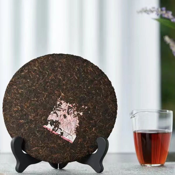 TAETEA 7572 Menghai Dayi Puer Tea Cake Pu-erh Yunnan Pu'er Tea 2022 357g Ripe