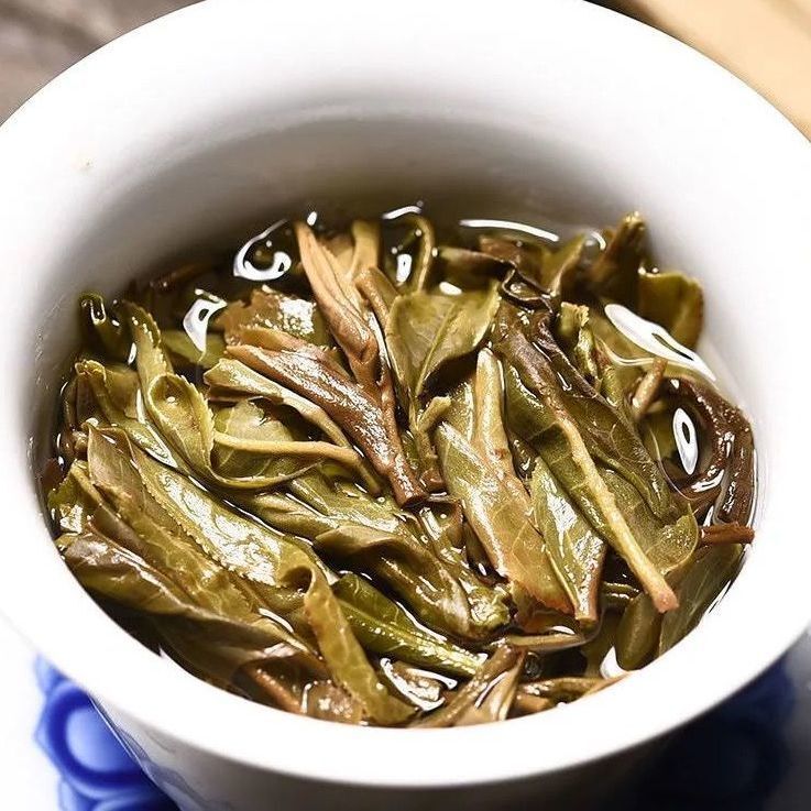 600 Years Old Tree Tea [7 cakes] 2010 Lao Ban Zhang Raw Tea Yunnan Pu'er Tea