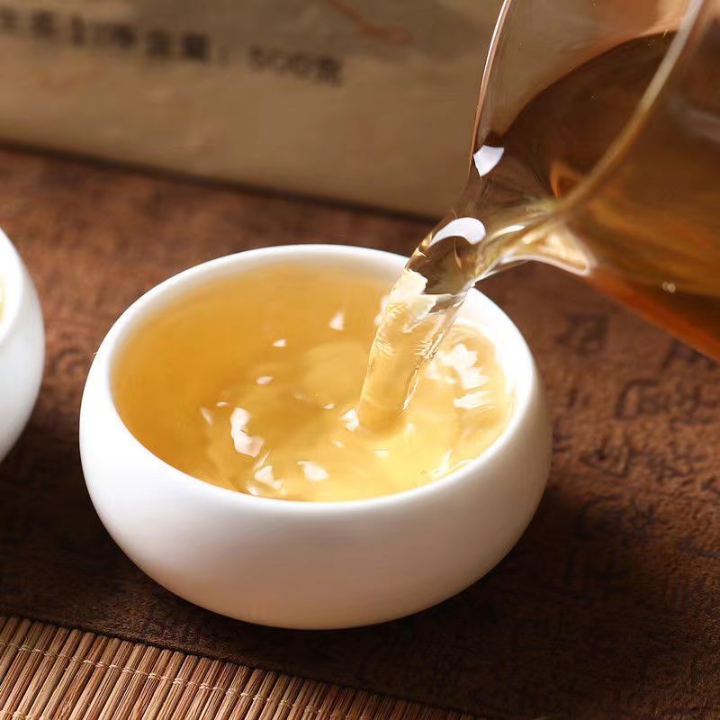 500g Old Puerh Raw Tea Brick Spring Pu-erh Tea Meiziqing Yunnan Pu'er Green Tea