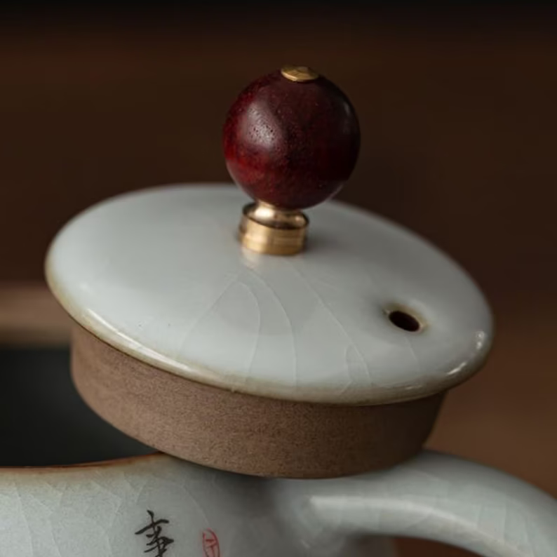 Embersceramic Ceramic Teapots Lovely Cat Chinese Tea Pot for Tea Lovers