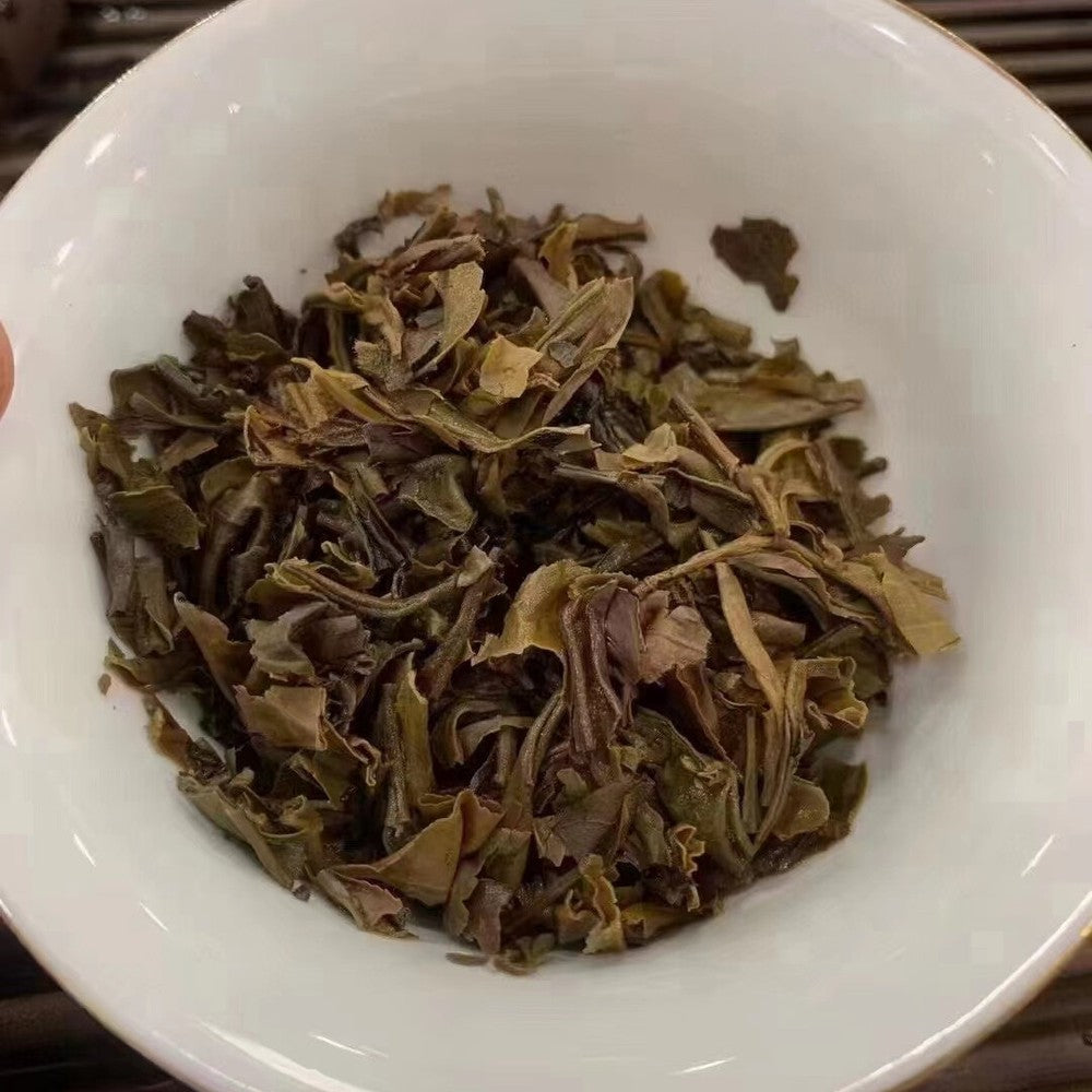 357g Yunnan Old Pu-erh Raw Tea Cake 2004 Rui Tai Hao Aged Puerh Tea Raw Puer Tea