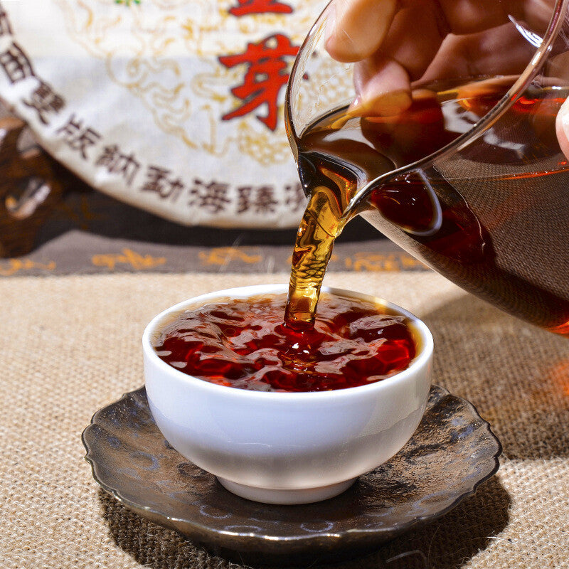 Boiled Tea Cooked Tea Cake Pu'er Tea 357g Pu'er TeaOld Ban Zhang Jinya-