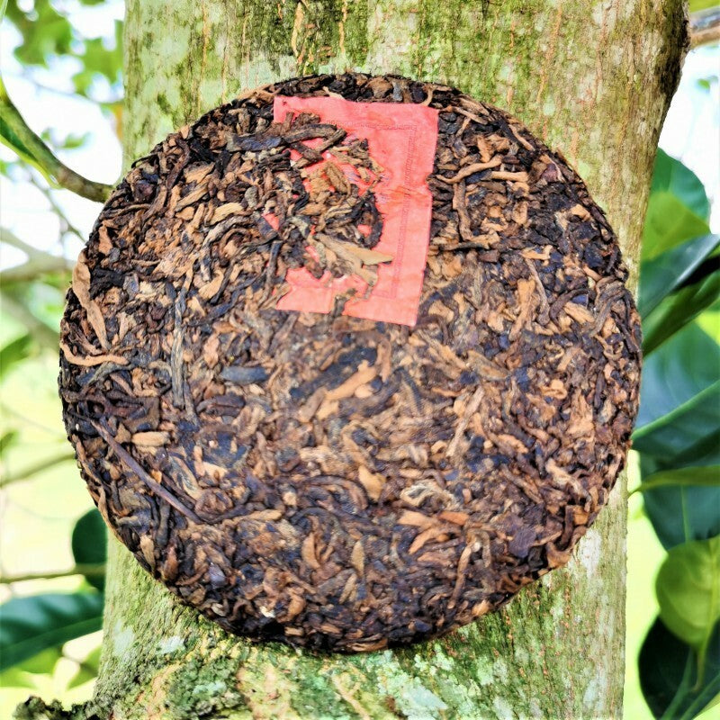 Top Laobanzhang Palace Pu'er Tea Cake Gift Tea Golden Bud Ripe Pu'er Tea 80g-