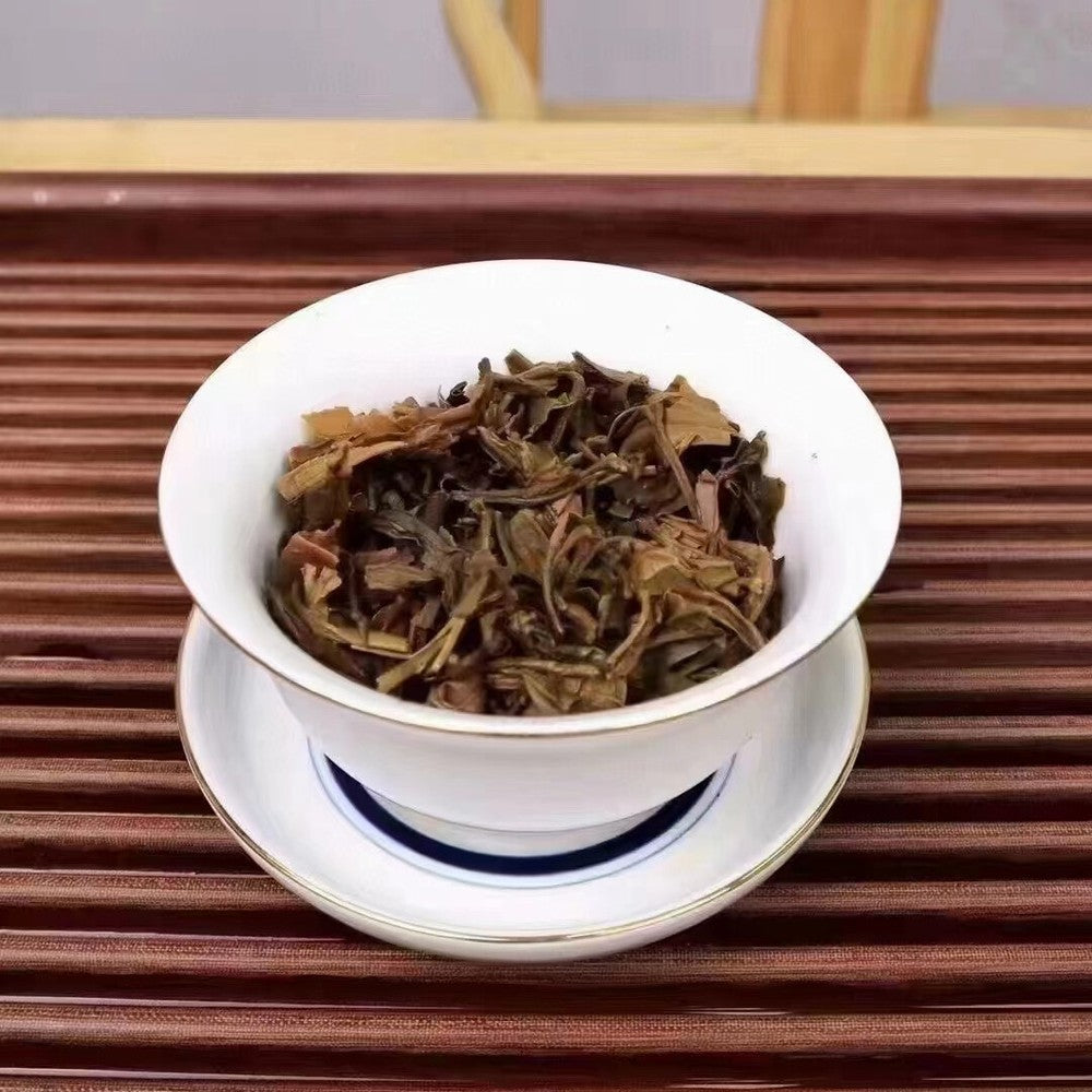 357g Raw Pu-erh Old Tea Cake 2004 Yuanyexiang Puerh Raw Tea Authentic Pu'er Tea