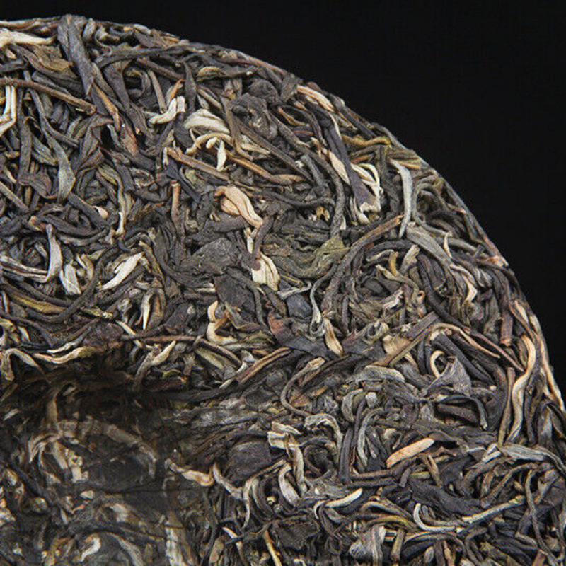 357g Ancient Tree Tea Bulang Banzhang Tea King Puerh Tea Lanxiang Green Tea
