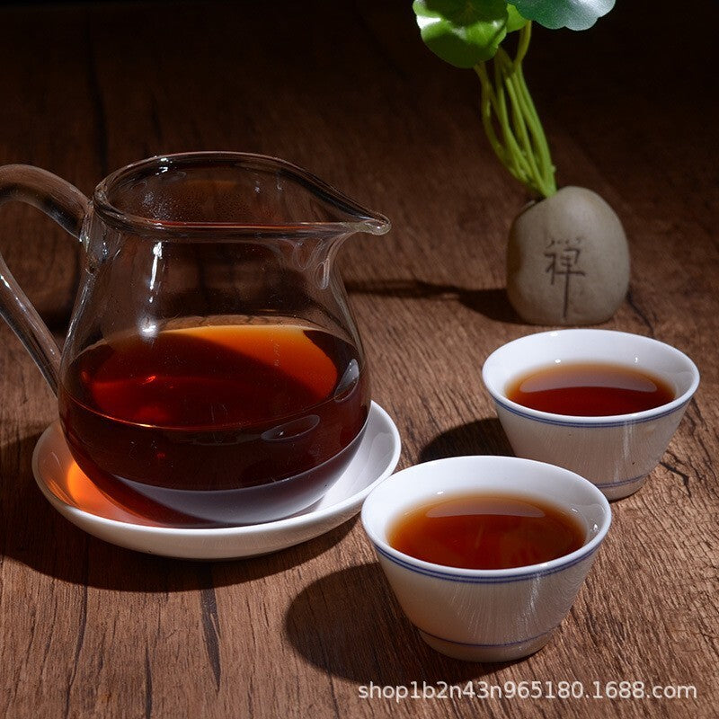 Old Tree Round Tea Yunnan Pu'er Tea Cake Tea Old Tree Tea Fermentation 357g