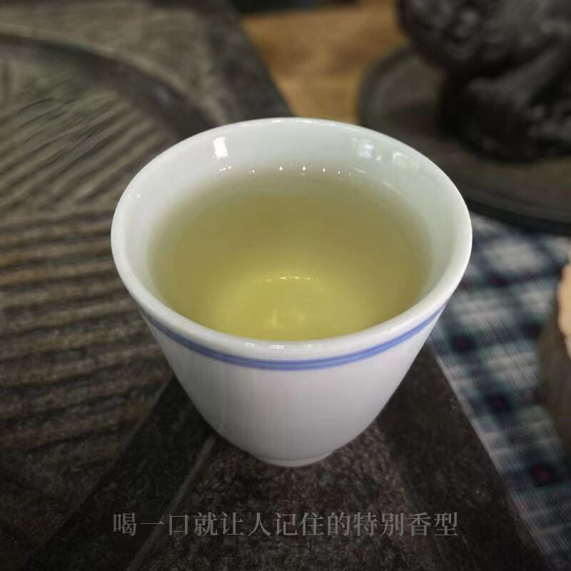 100g Premium Puerh Raw Tea Cake Ancient Tree Pu'er Sheng Tea Chinese Pu-erh Tea