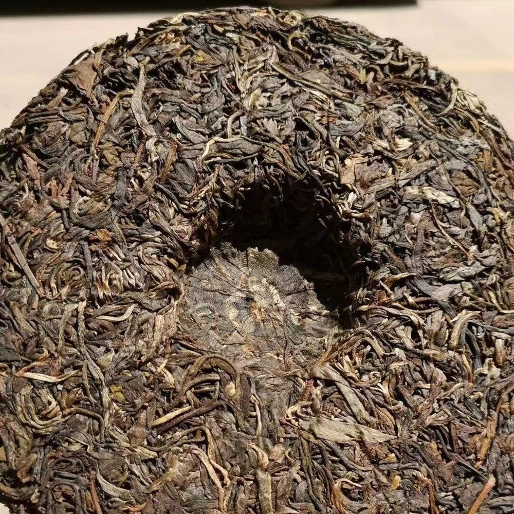 357g Yunnan Aged Pu'er Raw Tea Cake 2003 Yiwu Pu-erh Cake Tea Old Puerh Raw Tea