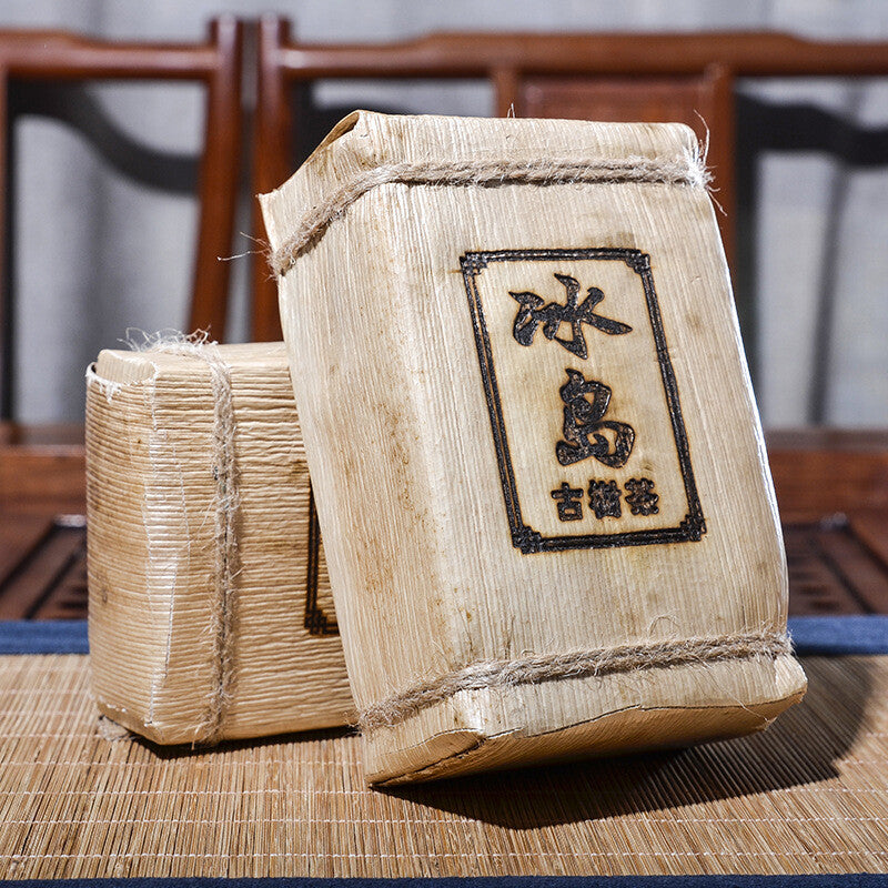 Cooked tea Brick tea 500g Pu'er Tea Icelandic ancient tree cooked tea brick