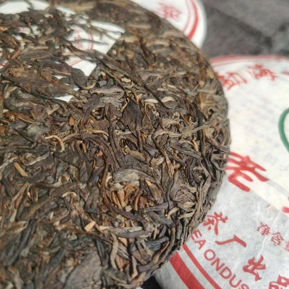 357g Yunnan Old Puerh Tea 2006 Laobanzhang Raw Puer Tea Cake Aged Pu-erh Raw Tea