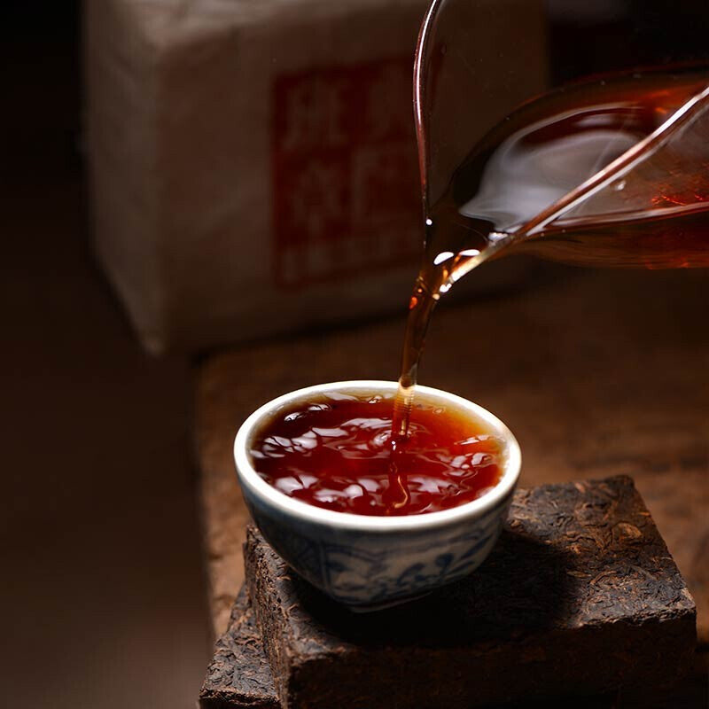 Naturally Organic Puerh Tea Black Tea Ripe Puer Tea Made in 1990 Chinese 357g